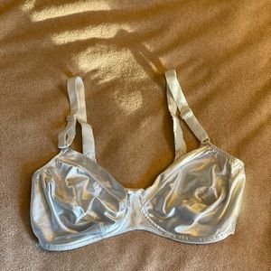 Vintage vanity fair bra